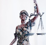 Юридическая компания «Правовой Центр» – это группа компаний расположенных в Москве и Московской области, состоящая из высококвалифицированных юристов, способных решать вопросы судебного и до судебного ...