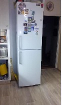 Продам двухкамерный холодильник Атлант Atlant. Высота 206.5 см. Покупали в ноябре, есть гарантия. Работает исправно. Продается в связи с переездом в новую квартиру. Почти новый. На работе на звонки от ...