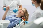 С самого появления у ребенка первых зубов они нуждаются в качественном профессиональном уходе. В Москве все виды стоматологических услуг представляет клиника семейной стоматологии 32 Дент. За 18 лет р ...